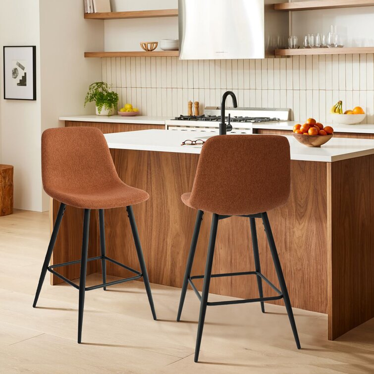 Space for stools discount at kitchen island